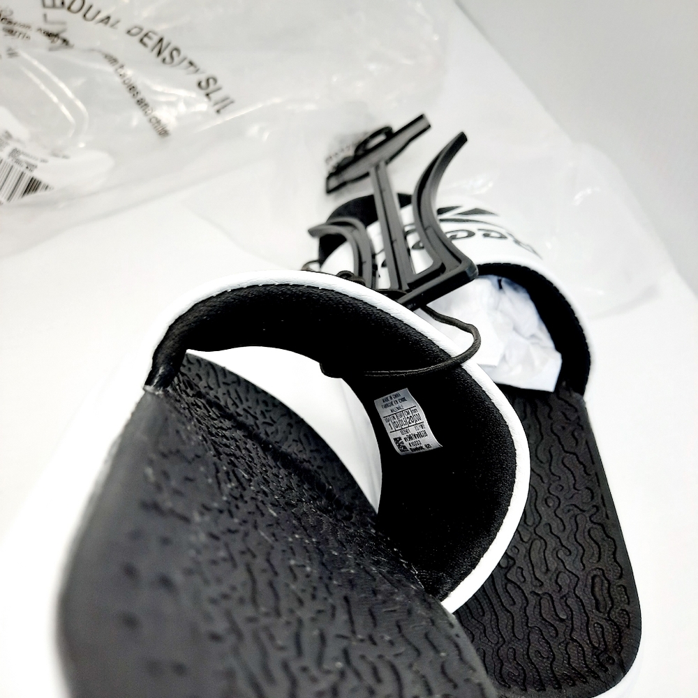 Reebok Kids Slide White Sandals NWT - Picture 8 of 11